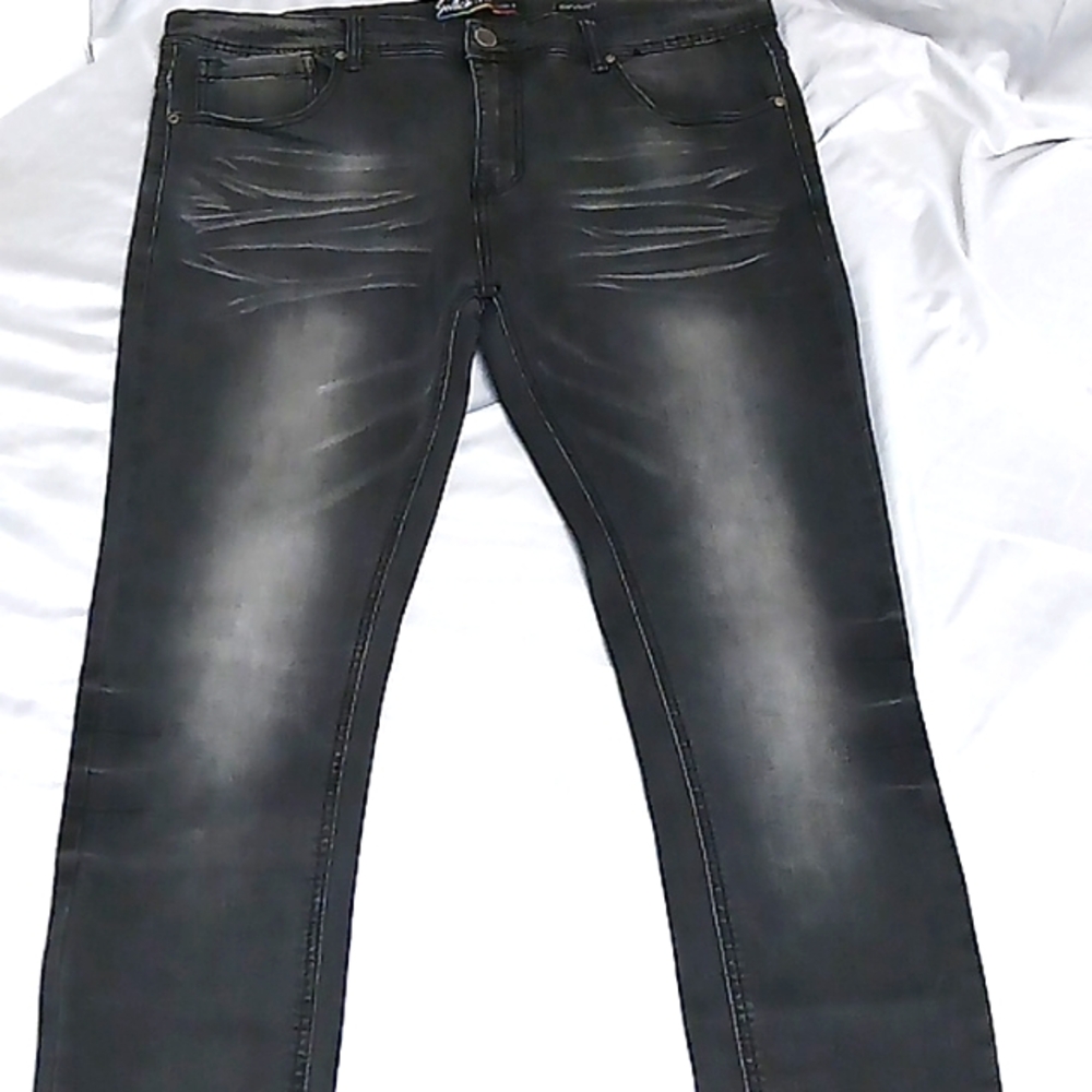 Switch Jeans..38x34..Black